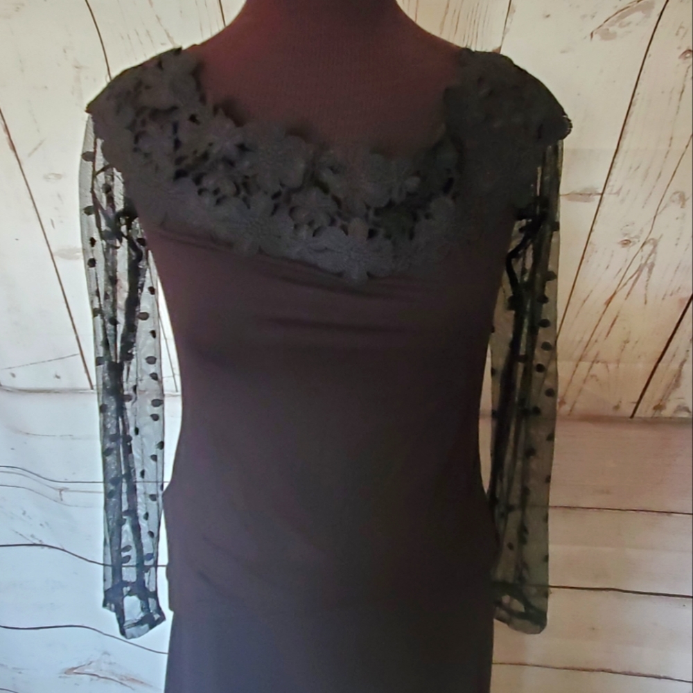 Kara and Kate lace trimmed mesh sleeved off shoulder top black size Small